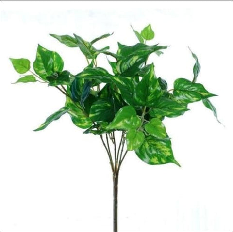 petite plante artificielle radish